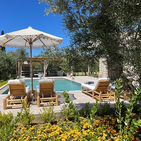 Βίλα Elaiopetra Kefalonia - Stonehouse Hideaway With Pool - Modern Luxury With Serene Sea And Mountain Views *