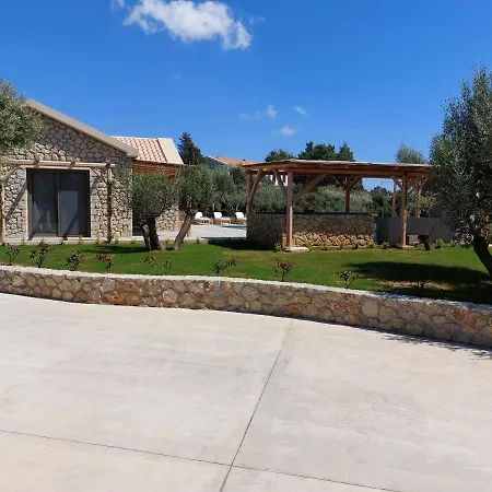 Elaiopetra Kefalonia - Stonehouse Hideaway With Pool - Modern Luxury With Serene Sea And Mountain Views Villa Metaxáta