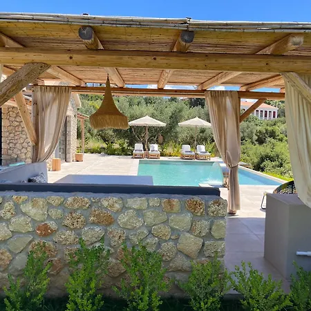 Elaiopetra Kefalonia - Stonehouse Hideaway With Pool - Modern Luxury With Serene Sea And Mountain Views Willa